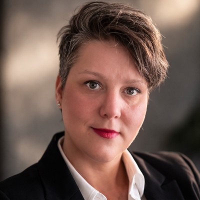Jennifer Eberlei, Gruenderin von Jurono